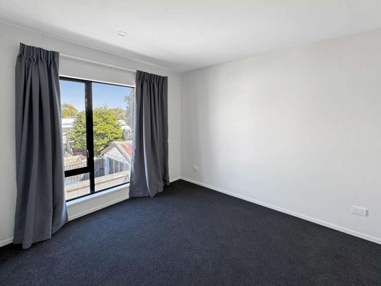 711C Worcester St Linwood_12