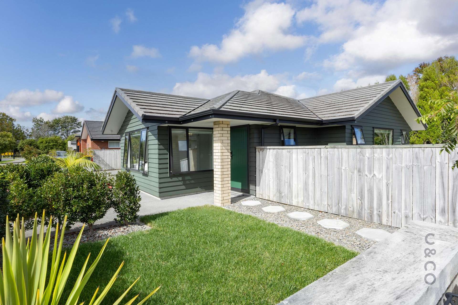 28 Leebank Crescent Riverhead_0