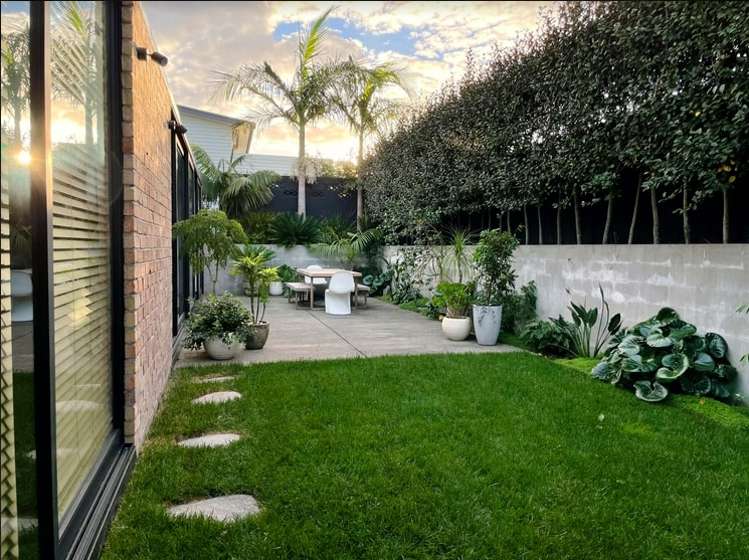 11 Wilding Avenue Northcote Point_18