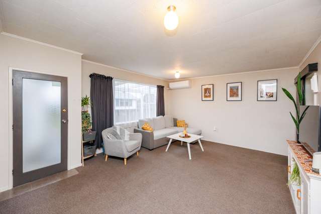 2/54 Weston Avenue Roslyn_2