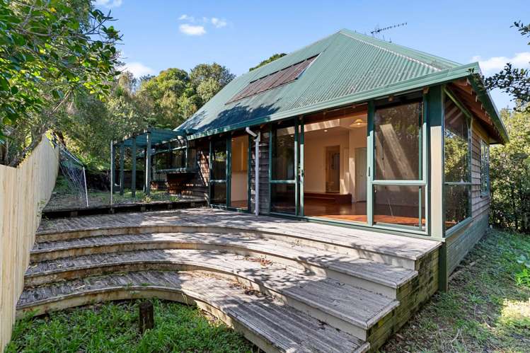 71 Attwood Road Paremoremo_15