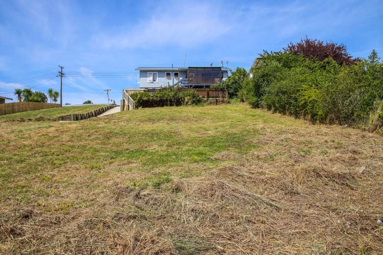 6 Sheehan Road Te Atatu South_14