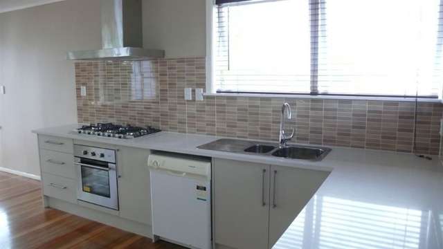 73 Manuka Road Bayview_4