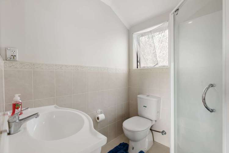 4 Millcroft Lane Ranui_9