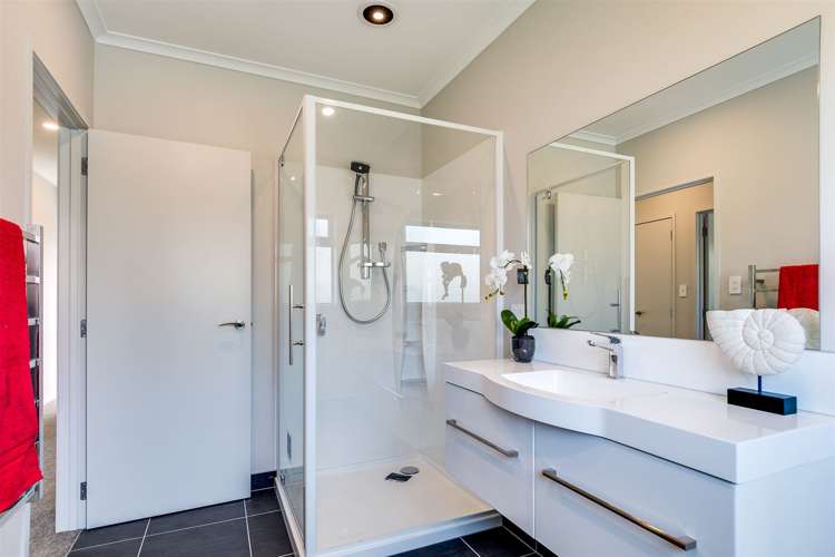 21a Flanders Avenue Onekawa_11