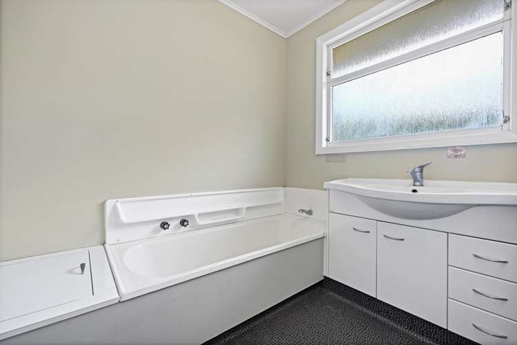 56 Pulham Crescent Queenwood_8