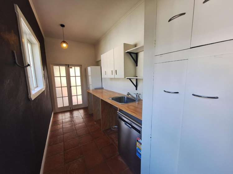 124 Grey Street Onehunga_10