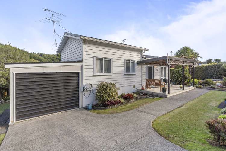 66 68 Carlton Crescent Maraetai Manukau City Houses for Sale