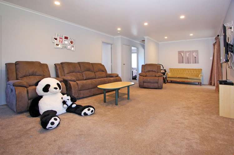 57 Plumley Crescent Mangere_12