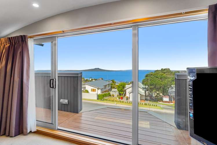 11 Katui Street Castor Bay_15