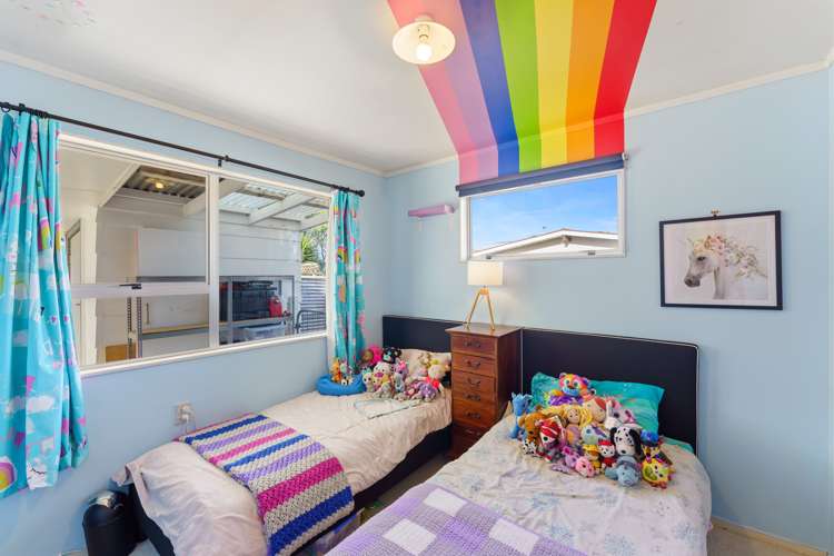 2/290b Main Highway Otaki_16