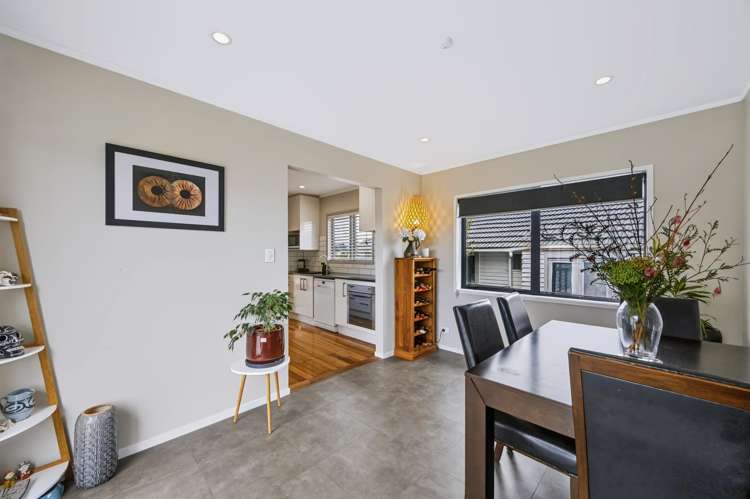 1/63 Lancaster Road Beach Haven_7