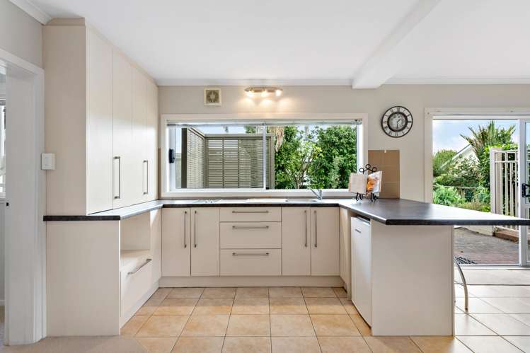 57a Cook Street Howick_23