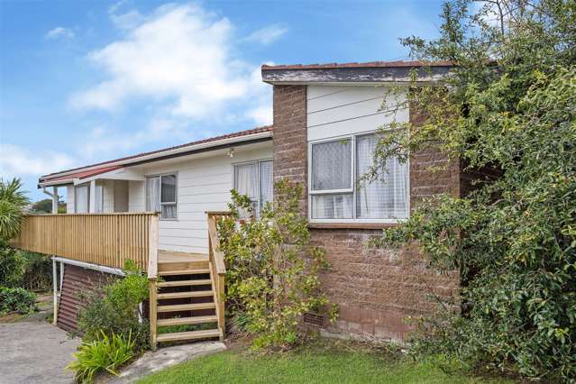 18 Halldene Terrace Red Beach_2