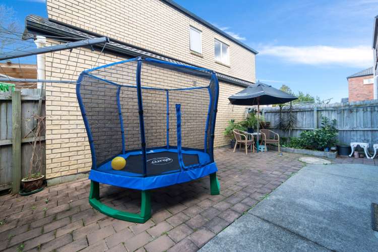 23 Masons Road Oteha_15