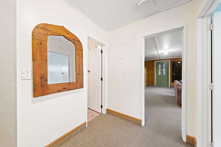 45 Wairau Road Picton_14