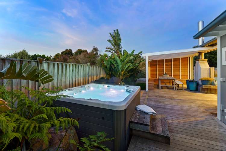 31 Rauparaha Street Waikanae Beach_24