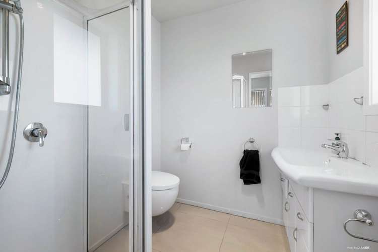 1/38 Gulf View Road Murrays Bay_21