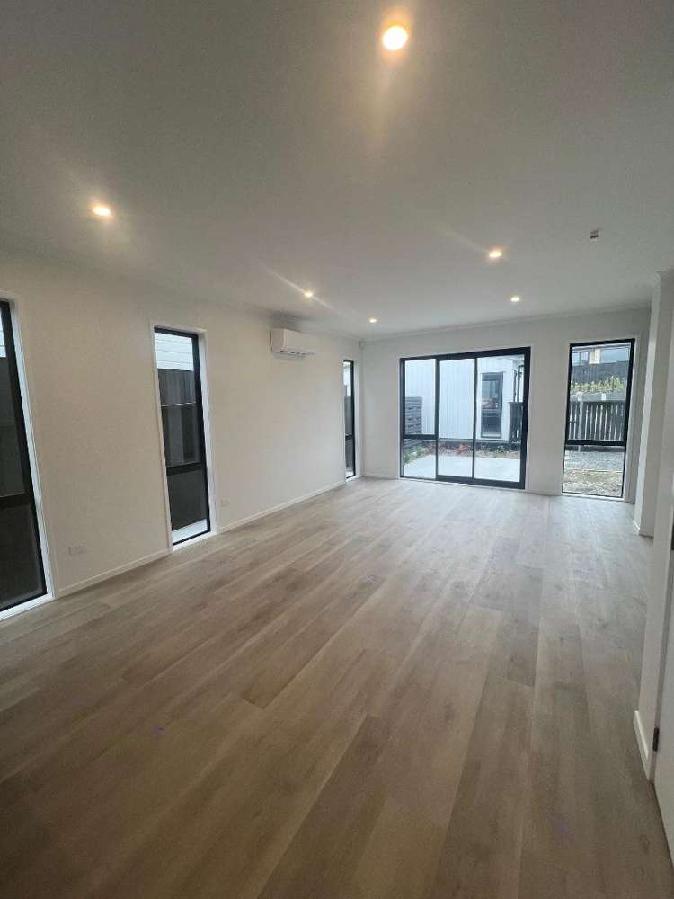 27A Henry Tayler Rise Milldale_3