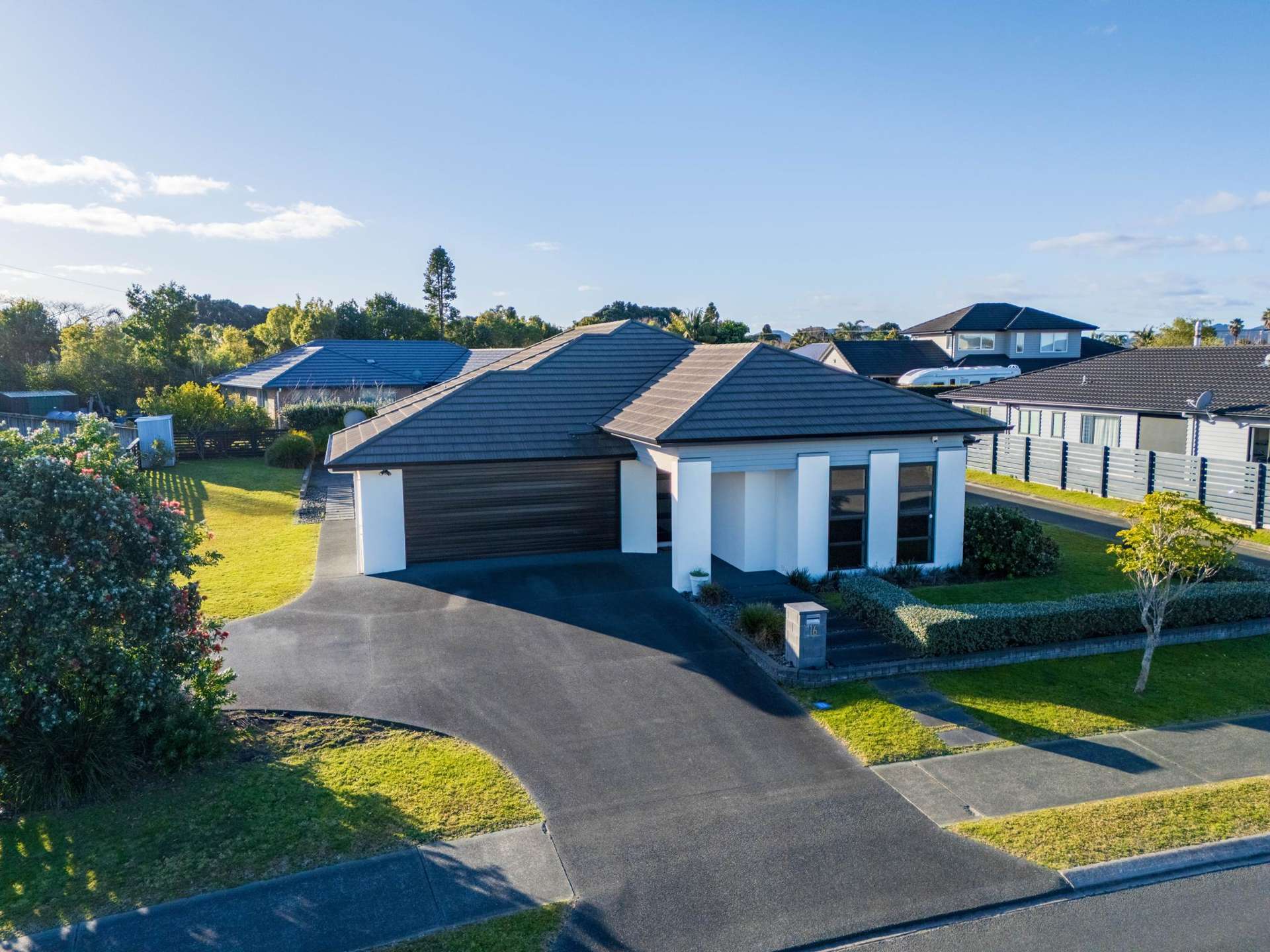 16 Stace Hopper Drive One Tree Point_0