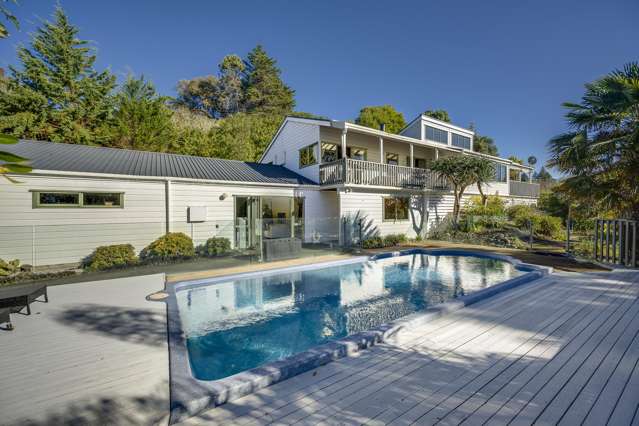 Soak in the Sun, Space, Serenity & Views!
