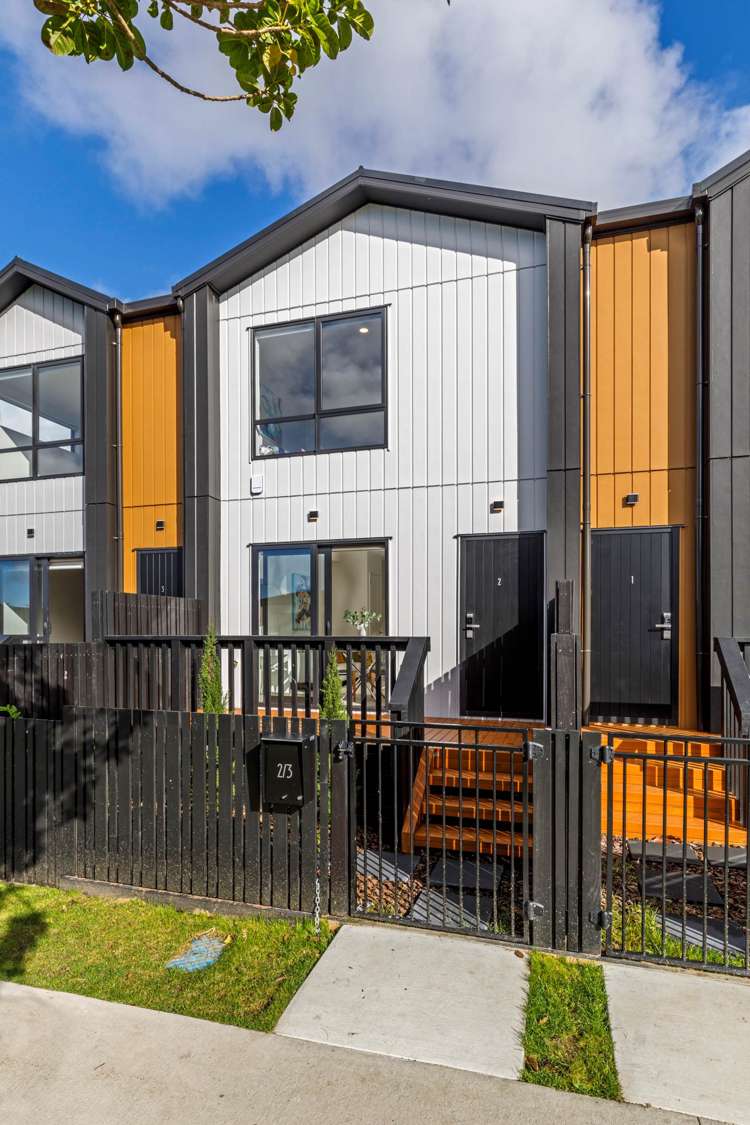 2/3 Beach Road Te Atatu Peninsula_17