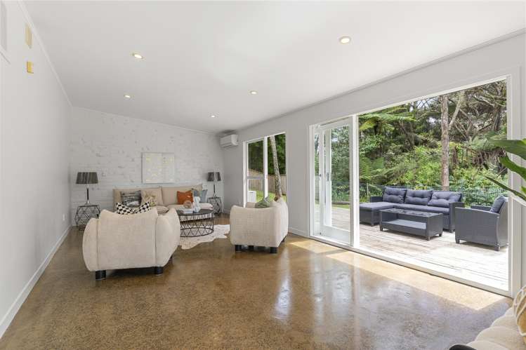 246 Glengarry Road Glen Eden_5