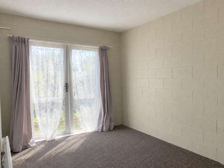 1/5 Tralee Place Hillcrest_3