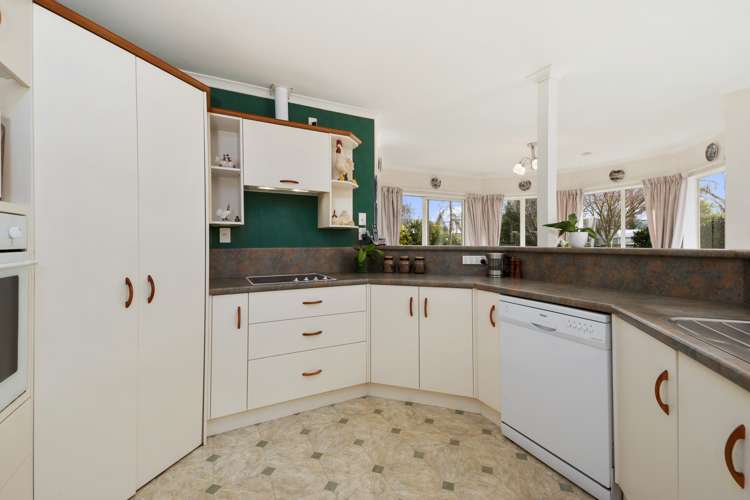 8 Antonia Place Kinloch_11