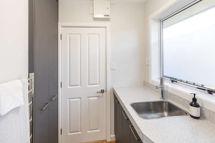 53 Woolley Street Avondale_11