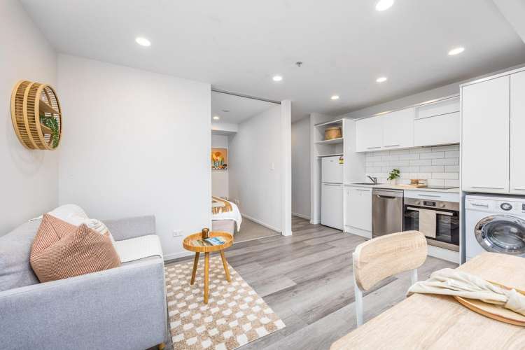 307/17 Vogel Lane Auckland Central_12