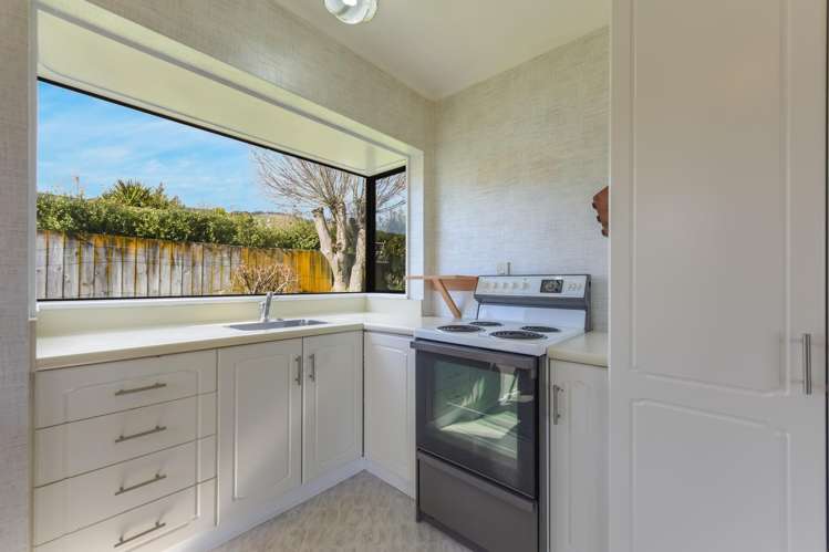 4 Washbourn Drive Richmond_2