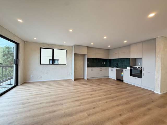 86 Tiriwa Drive Massey_3