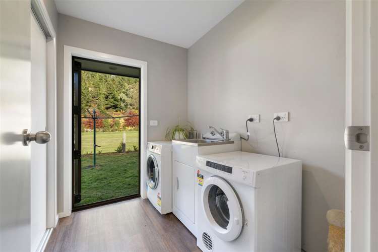 9 Pisa Road Luggate_14