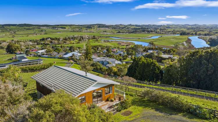 70 Wishart Road Helensville_3