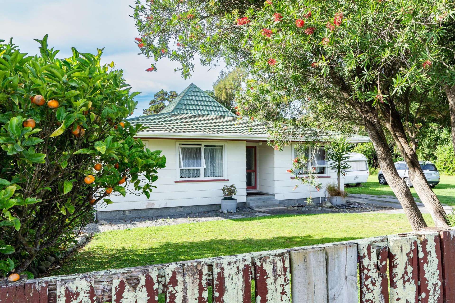 88 Atkinson Avenue Otaki Beach_0