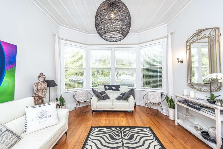 24 Brassey Road Saint Johns Hill_5