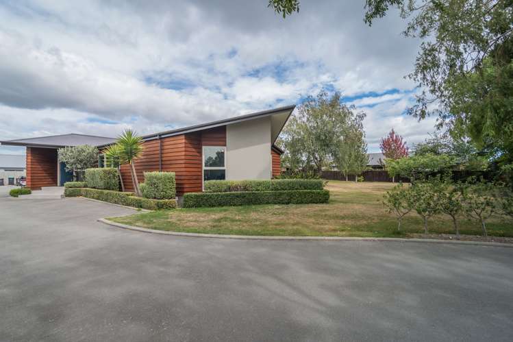 290 Pages Road Gleniti_24