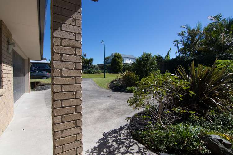 4 Fern Place Beachlands_17