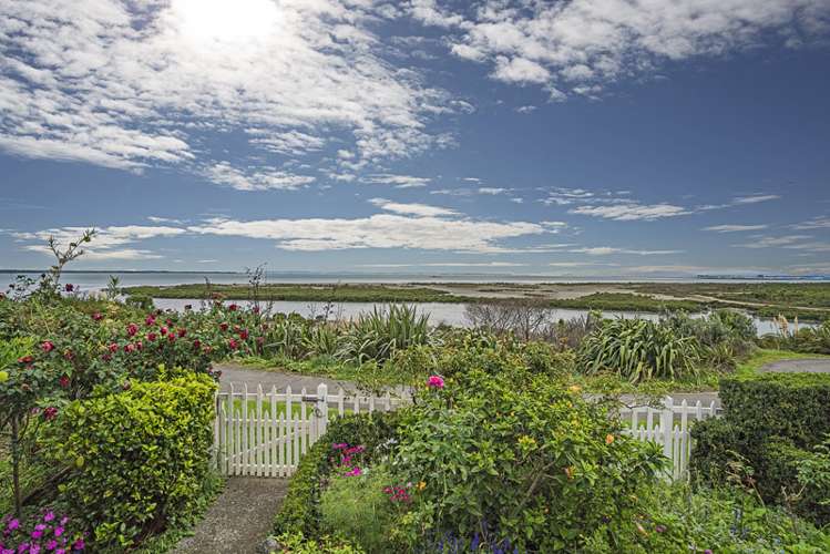 19 Bill Phillip Place Clendon Park_5