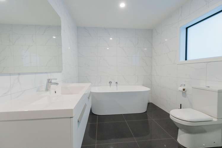 150 Amesbury Drive Churton Park_19