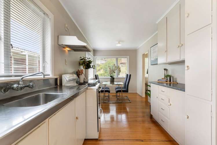 133 Vodanovich Road Te Atatu South_11