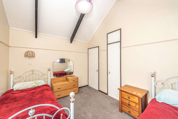 87 Devon Road Springvale_10