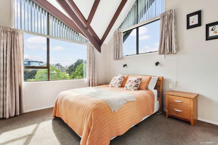 13 Tiri View Place Waiake_12