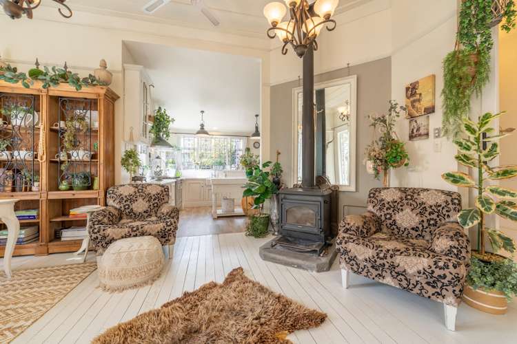 55 Rathmore Street West End_11