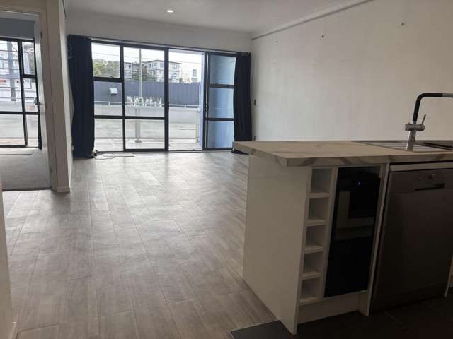 106/3 Morningside Drive Morningside_1