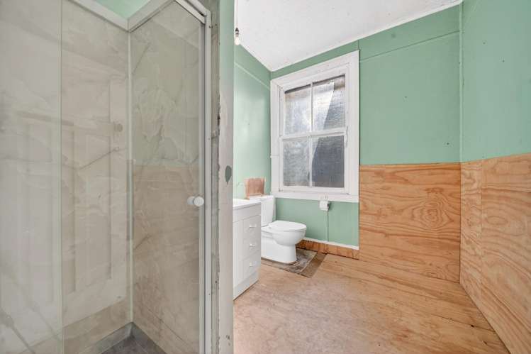 1351 Opaki Kaiparoro Road Mauriceville_12