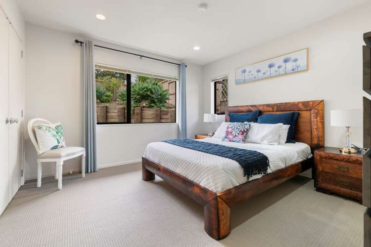 18 Valderama Drive Flat Bush_14