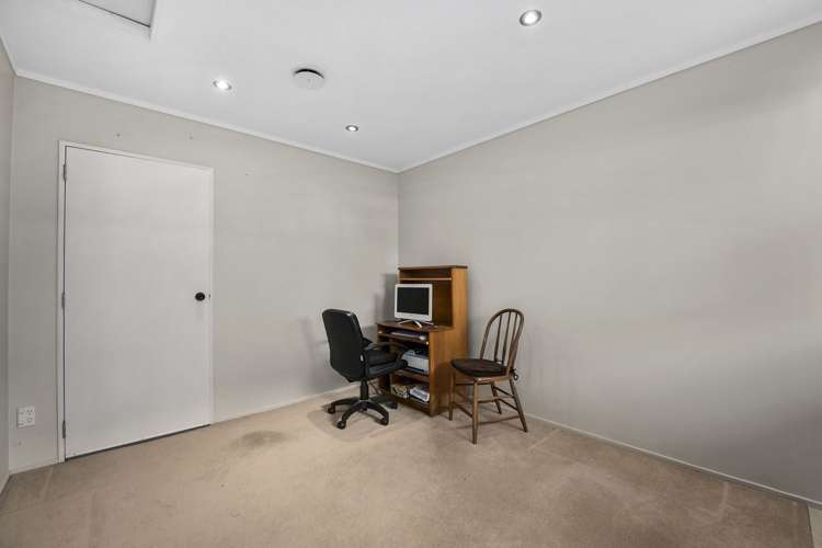 1/4 Moana Avenue Belmont_8
