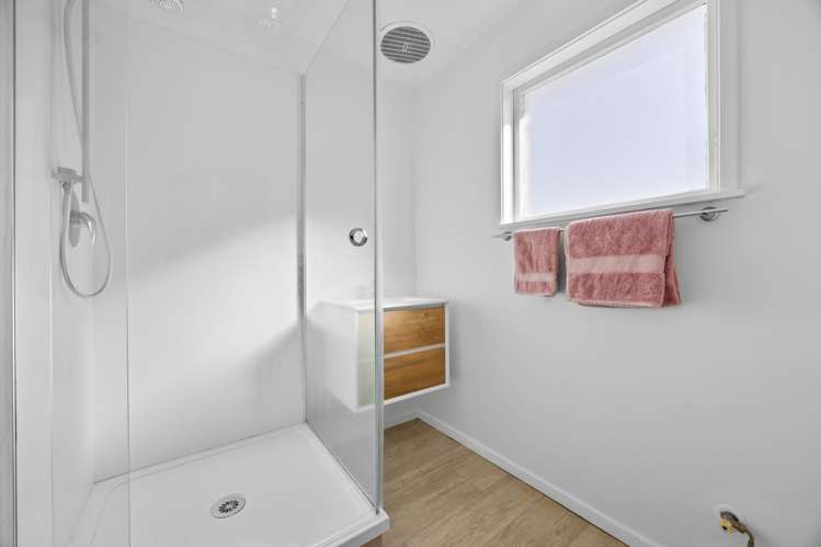 2/40a Hamlin Road Mount Wellington_16